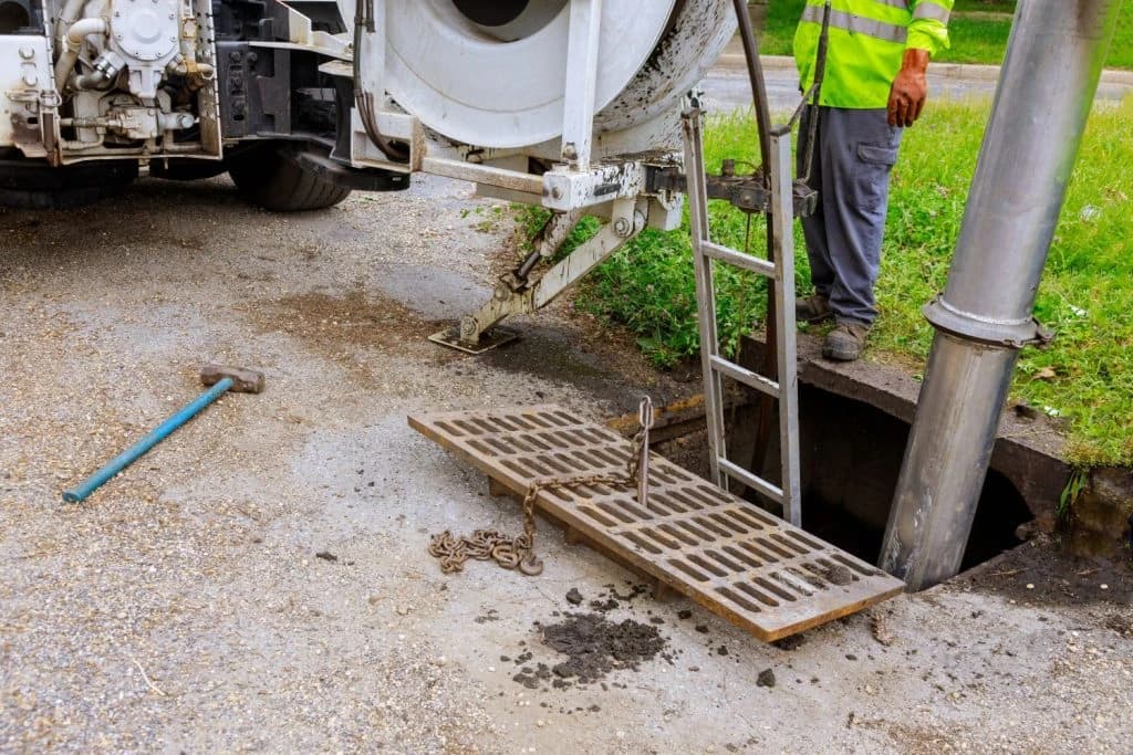 Hydro jetting commercial sewer line.