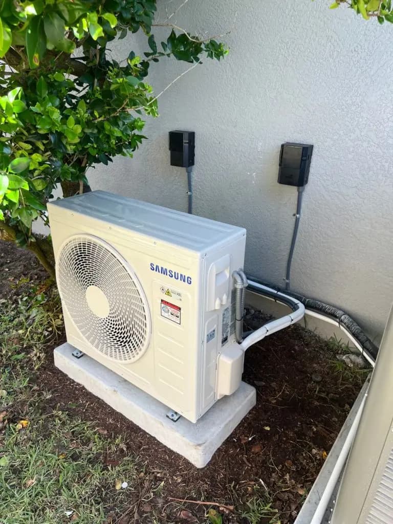 Samsung air conditioner unit post-installation.